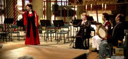 Aysemgul Memet + Mukaddas Mijit